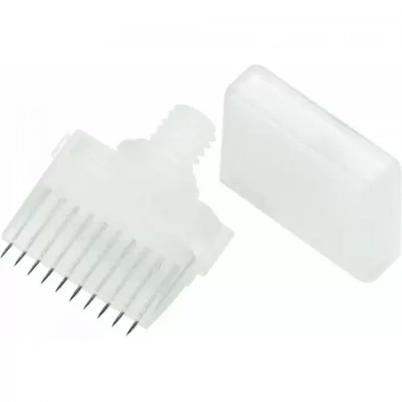Линейная насадка на 10 игл + пластиковый колпачок, Mediderma Nanopore Needles упаковка 5шт.